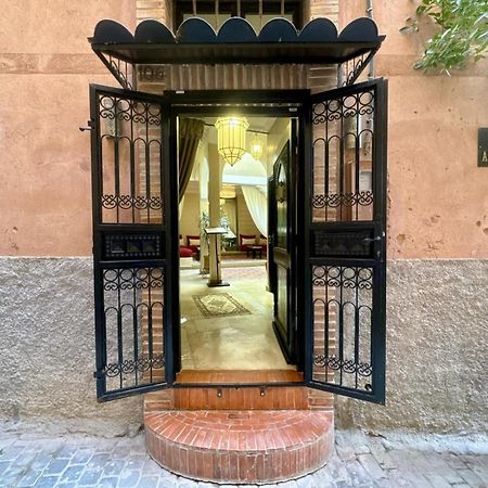 Riad Art De Vivre Avec Jacuzzi Marakeş Dış mekan fotoğraf