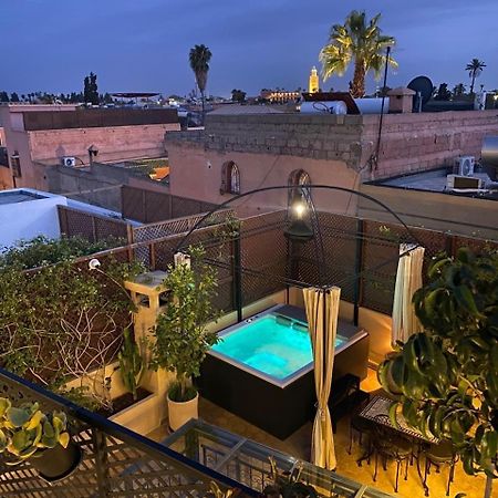 Riad Art De Vivre Avec Jacuzzi Marakeş Dış mekan fotoğraf