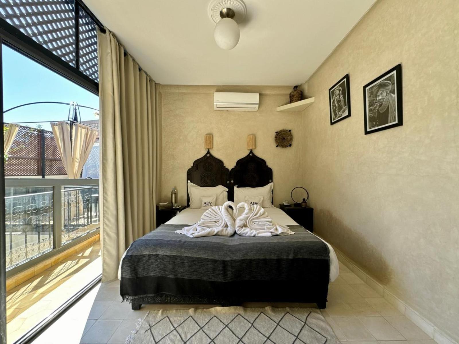 Riad Art De Vivre Avec Jacuzzi Marakeş Dış mekan fotoğraf