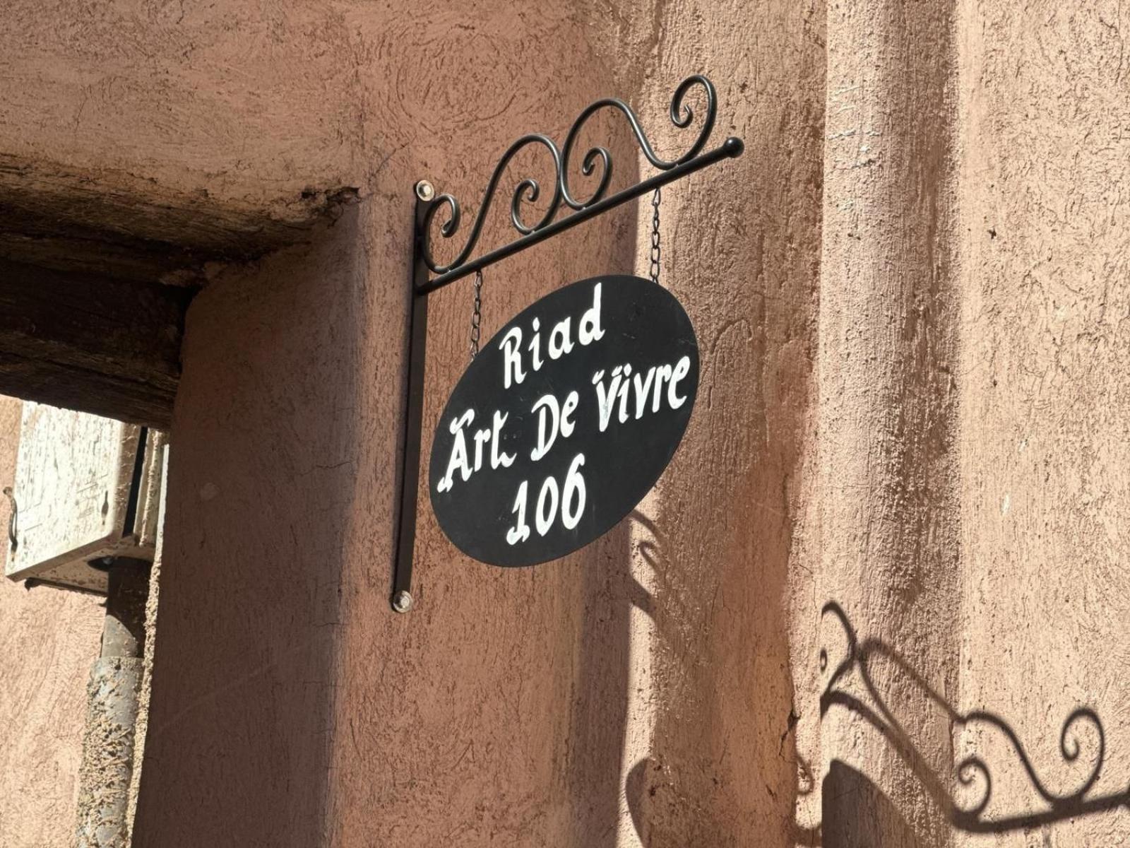 Riad Art De Vivre Avec Jacuzzi Marakeş Dış mekan fotoğraf