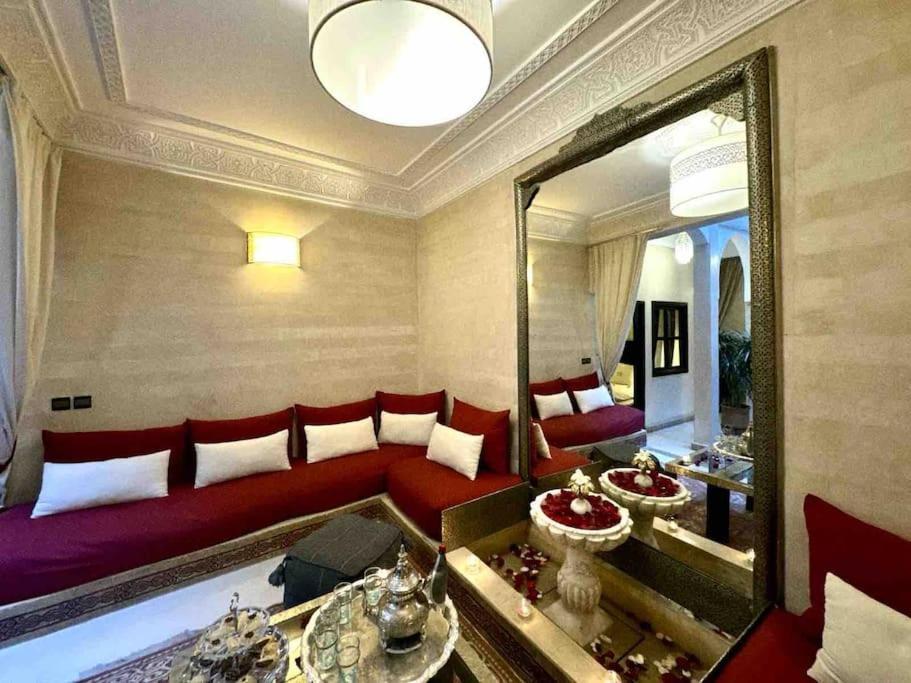 Riad Art De Vivre Avec Jacuzzi Marakeş Dış mekan fotoğraf