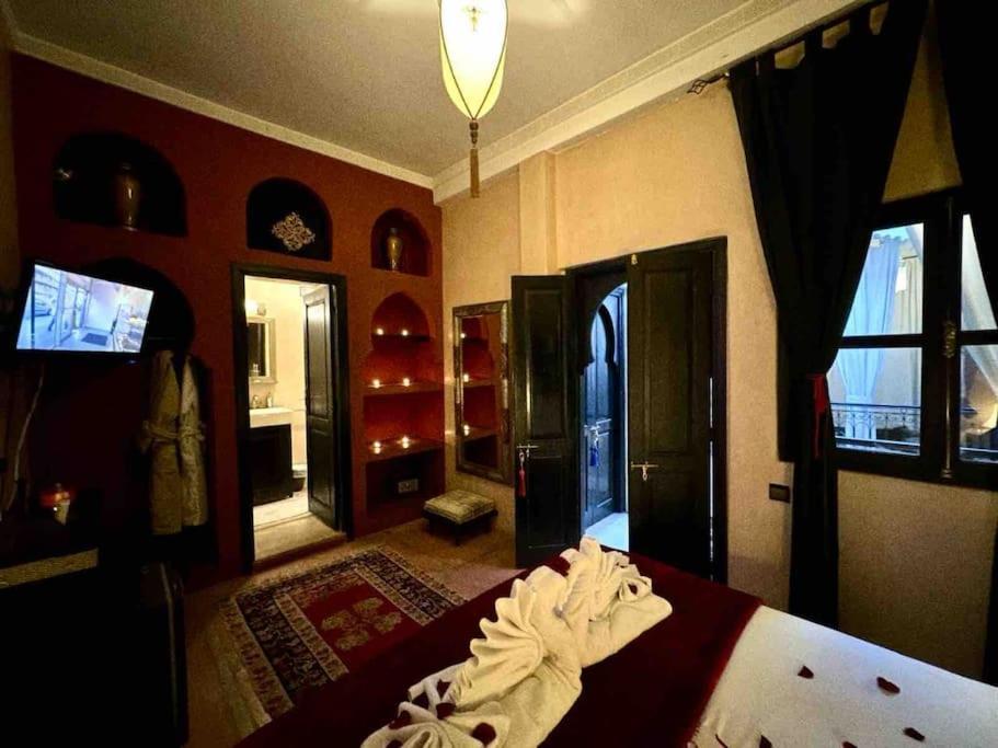 Riad Art De Vivre Avec Jacuzzi Marakeş Dış mekan fotoğraf