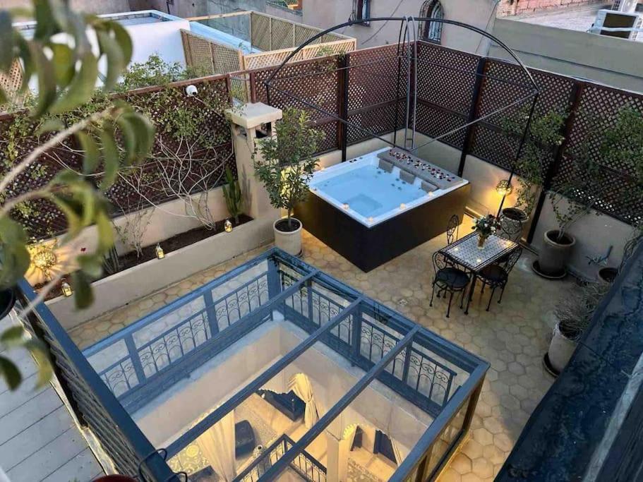 Riad Art De Vivre Avec Jacuzzi Marakeş Dış mekan fotoğraf
