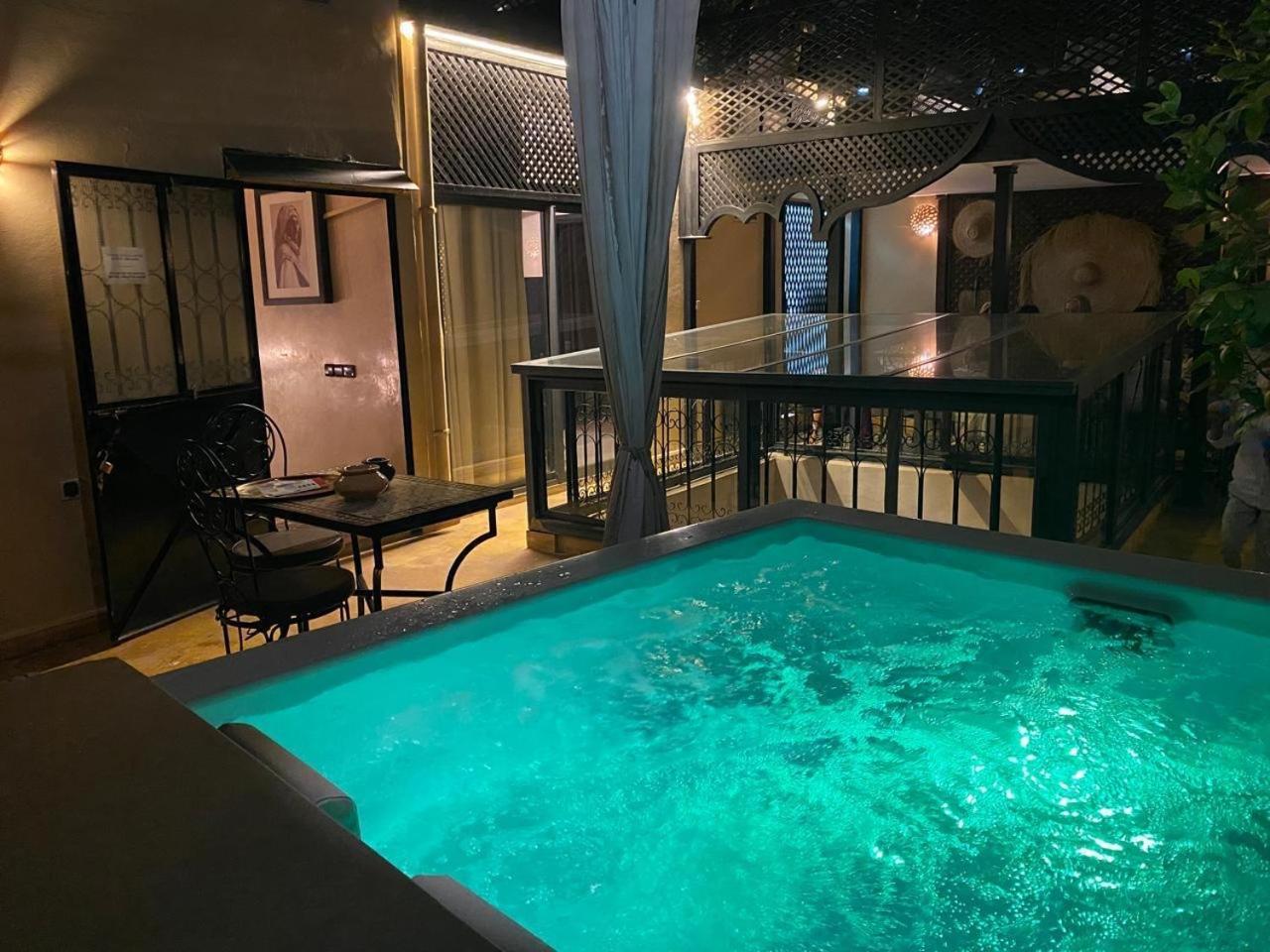 Riad Art De Vivre Avec Jacuzzi Marakeş Dış mekan fotoğraf